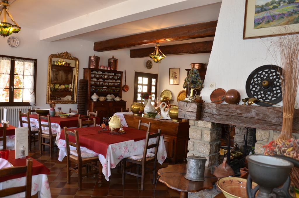 Auberge Du Lac Bauduen Eksteriør billede