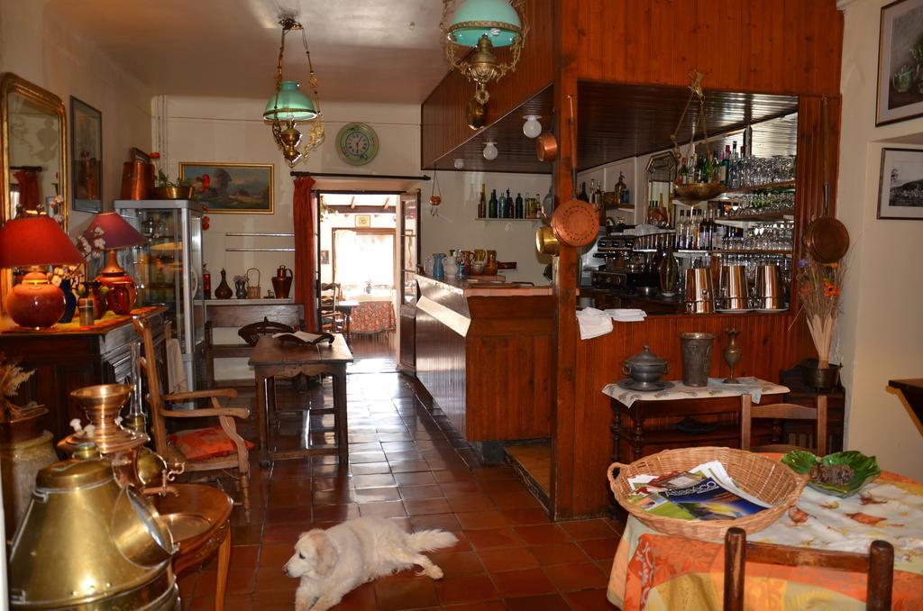 Auberge Du Lac Bauduen Eksteriør billede