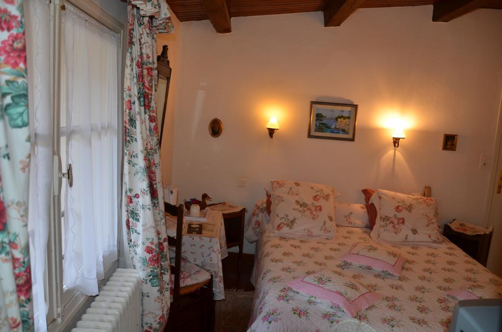 Auberge Du Lac Bauduen Eksteriør billede